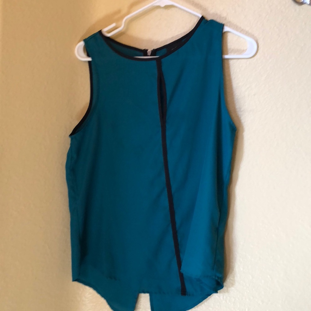Zip back top